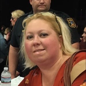 Meet your Posher, Alli